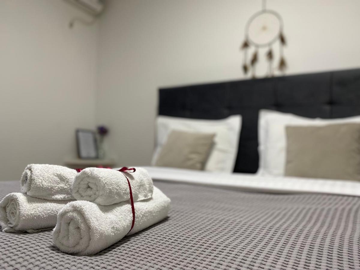 Central Studio Apartments ティラナ エクステリア 写真