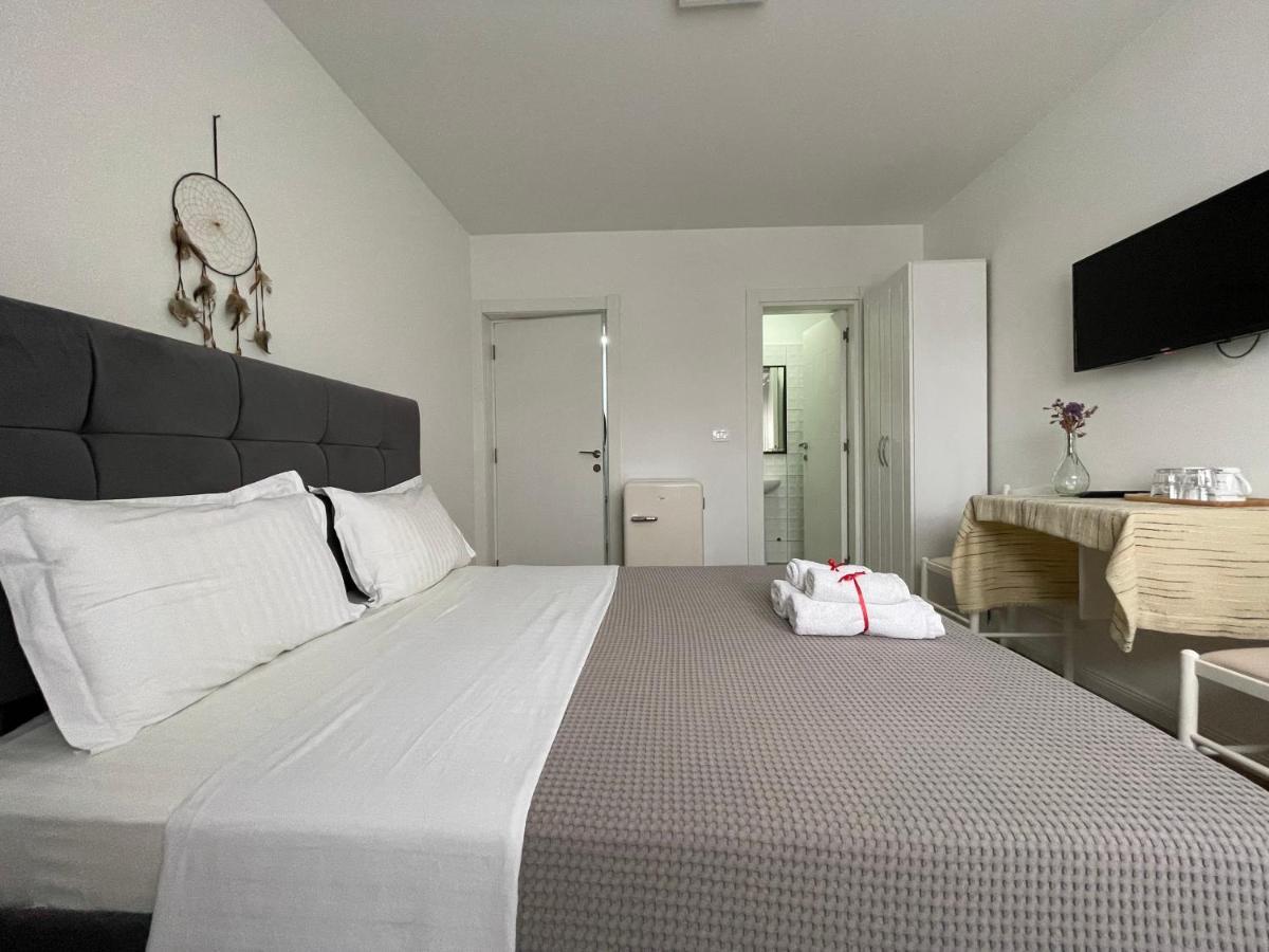 Central Studio Apartments ティラナ エクステリア 写真