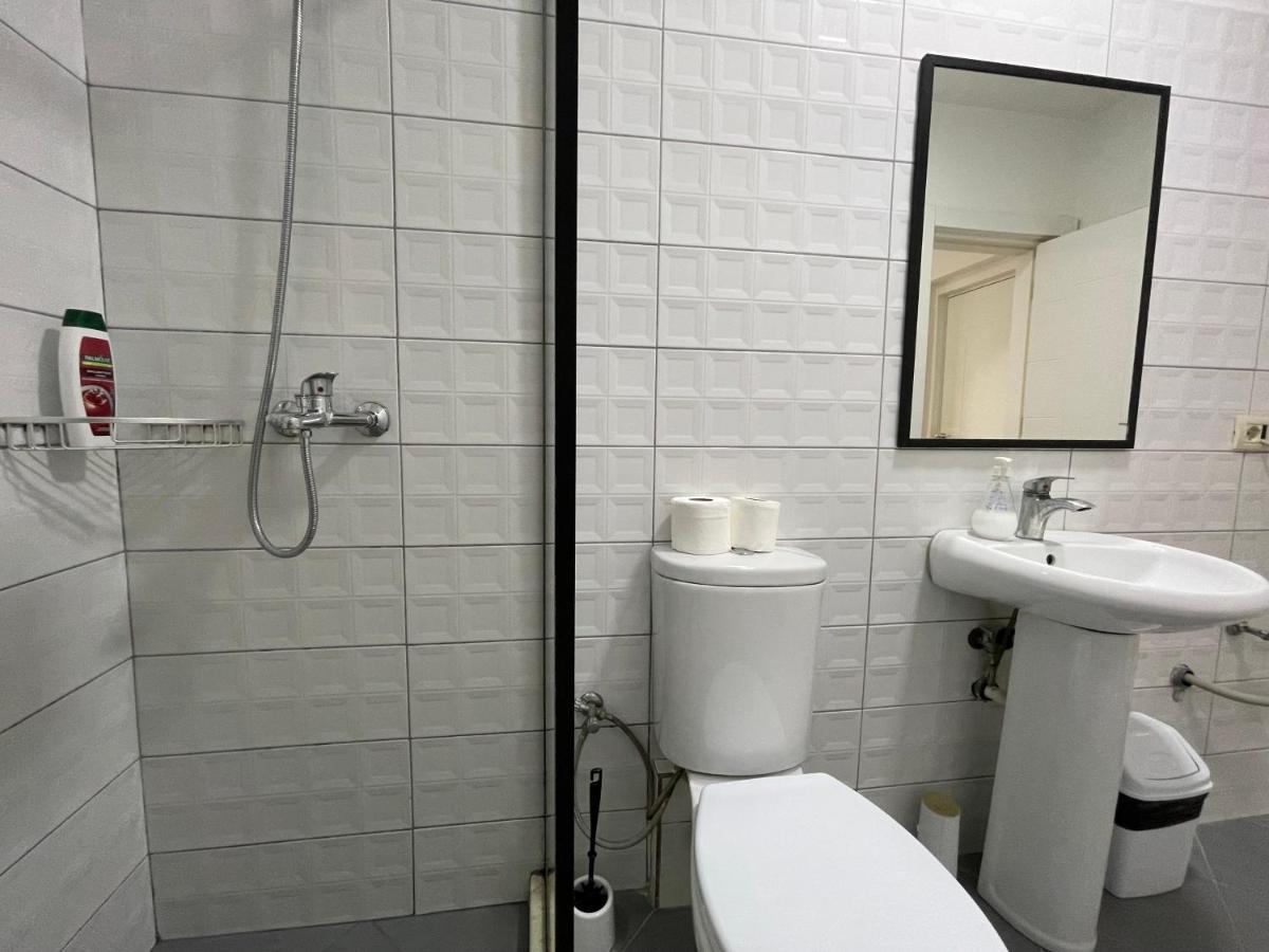 Central Studio Apartments ティラナ エクステリア 写真