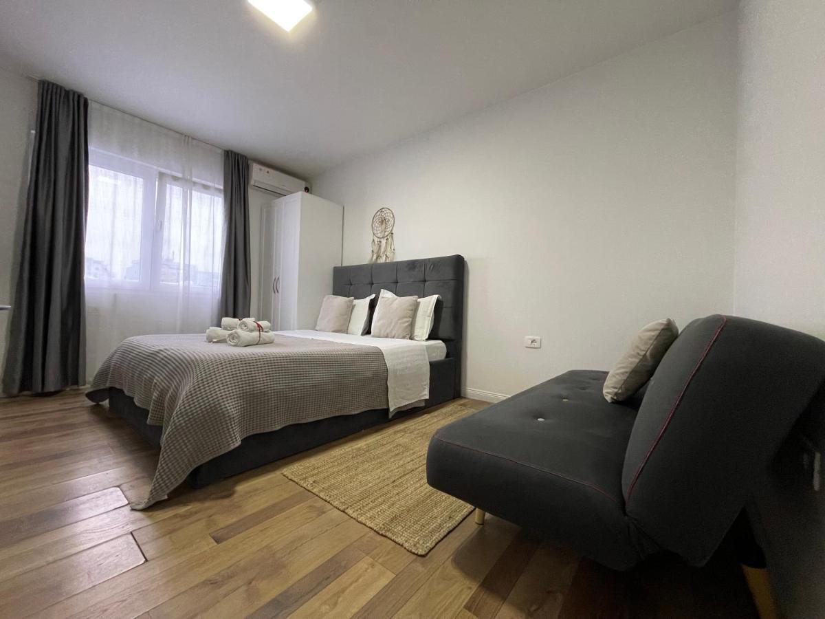 Central Studio Apartments ティラナ エクステリア 写真