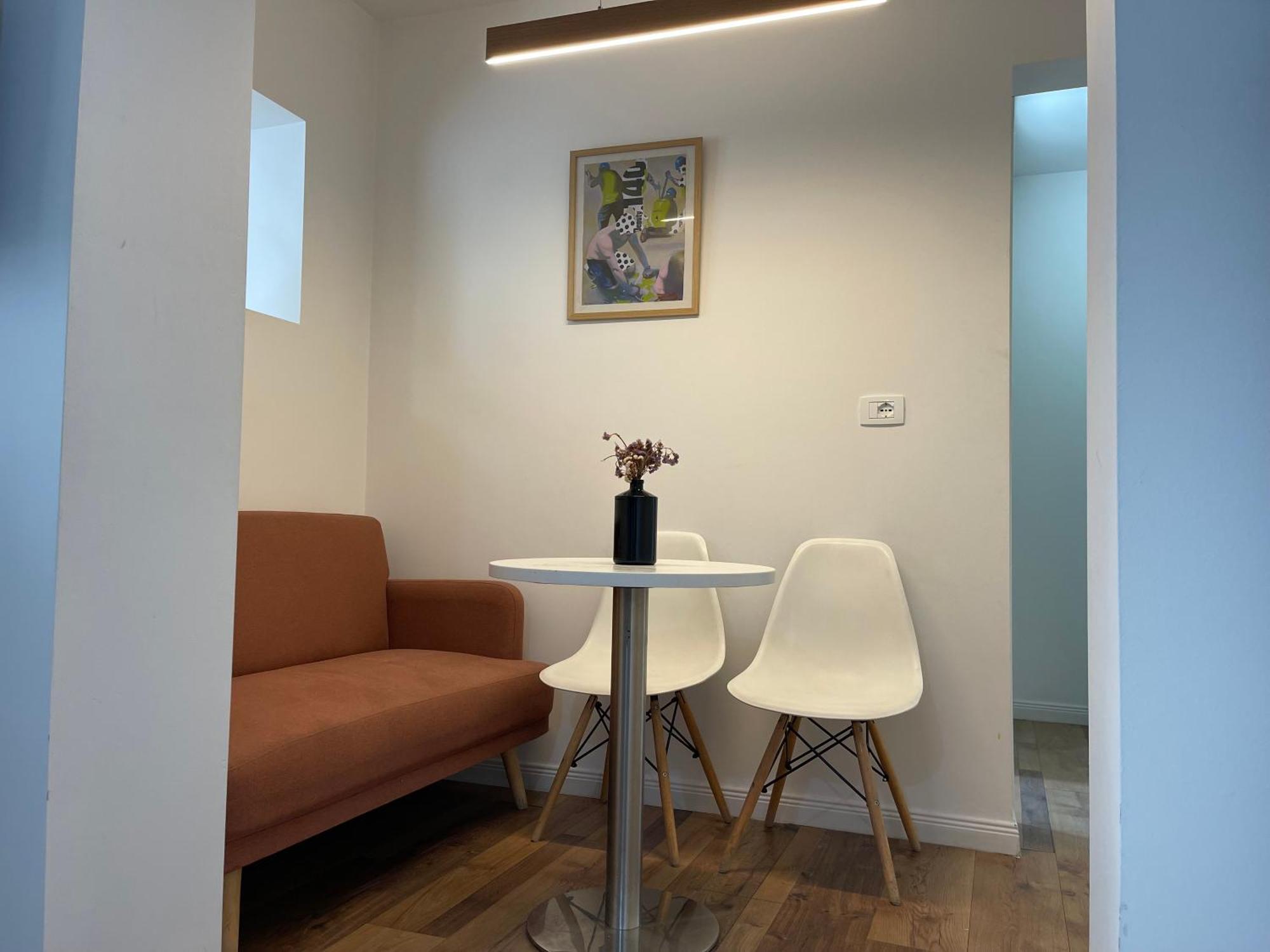 Central Studio Apartments ティラナ エクステリア 写真